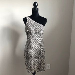 Vintage one shoulder dress (M) B13
